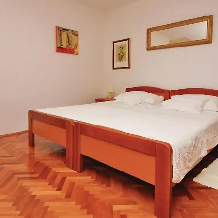 Kuca Za Odmor Bozo, Atraktivna Mala Vila Na Otoku